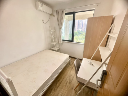 合租·澳龙名城 3居室 东南卧