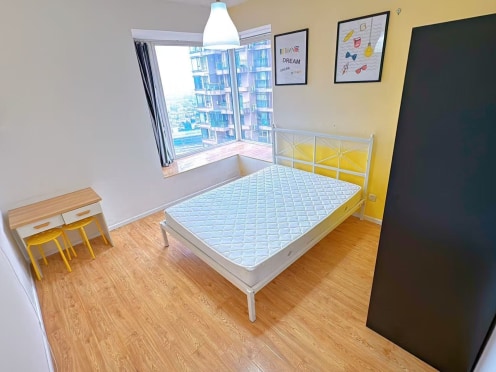 合租·比华利国际城一期 5居室 南卧