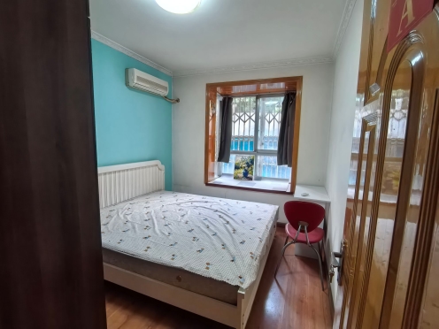 合租·南方半岛花园 4居室 南卧