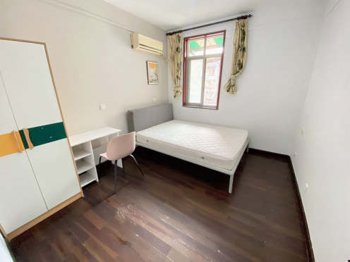 合租·人民南路四段55号 5居室 南卧