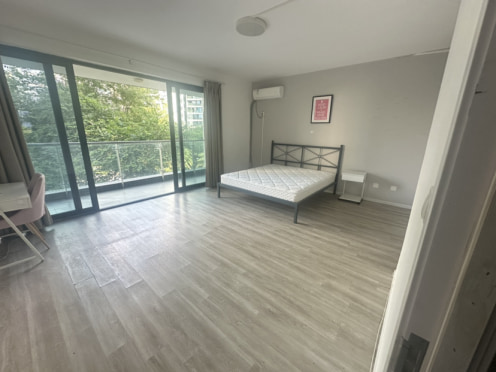 合租·中环丰锦 5居室 南卧