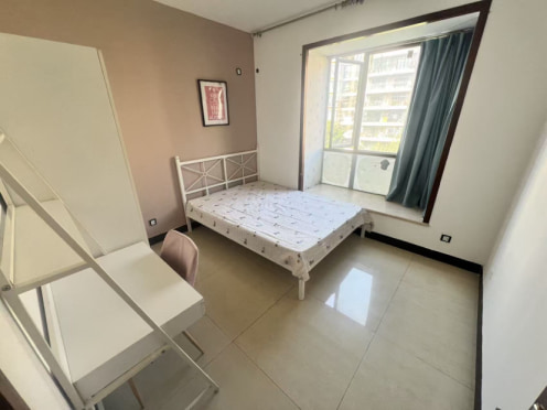 合租·南馨园 4居室 东卧