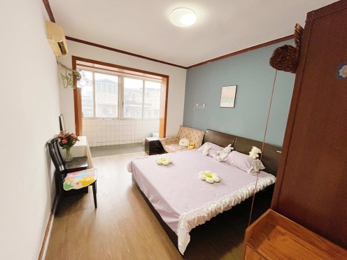 合租·芳草东街54号 4居室 南卧