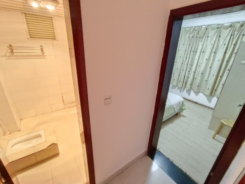 合租·小天公寓 5居室 南卧