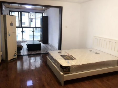 合租·双玺 5居室 南卧