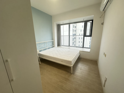 合租·中环丰锦 4居室 南卧