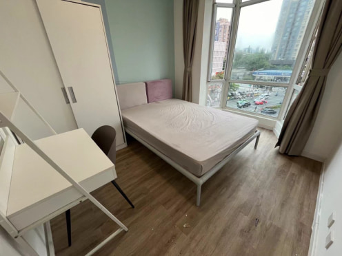 合租·鸿禧花园 4居室 南卧