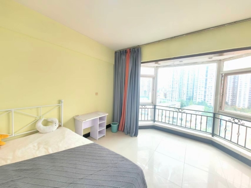 合租·蓝天小区(武侯) 5居室 南卧