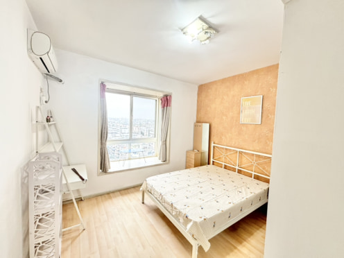 合租·都市金岸 4居室 南卧