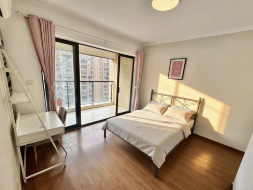 合租·招商雍华府二期 4居室 南卧