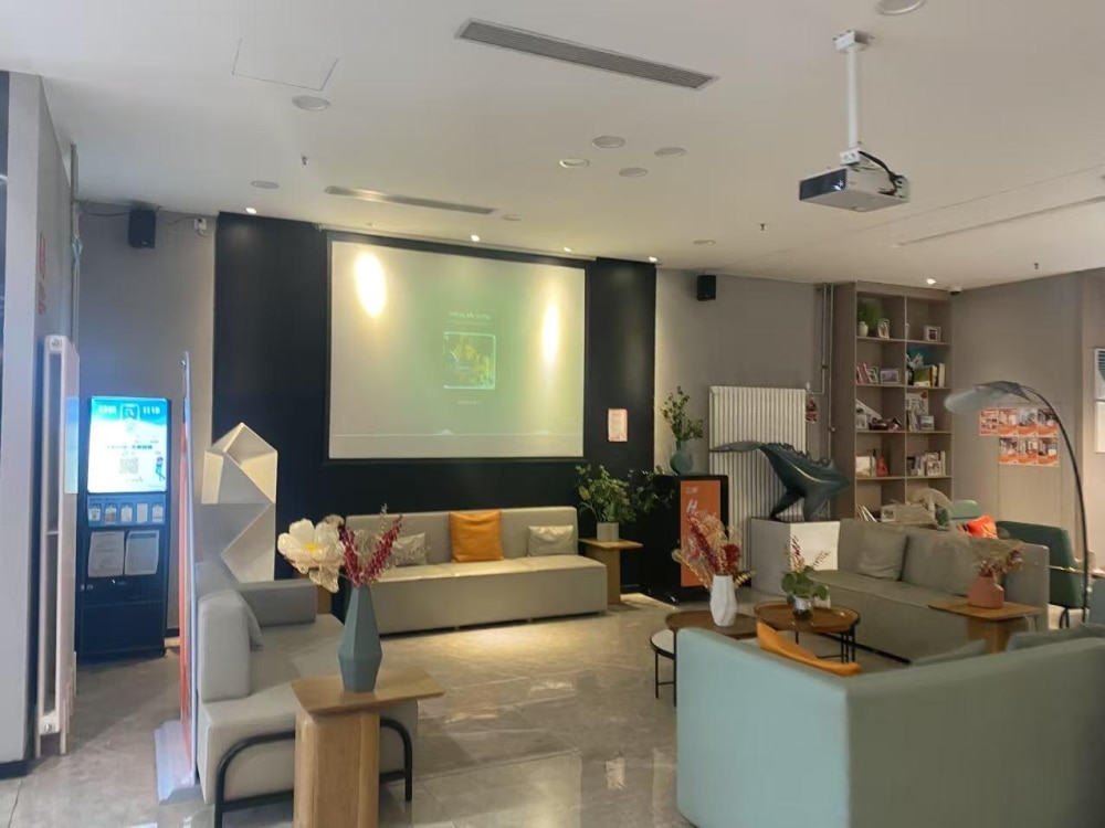 东海湾御花园店
