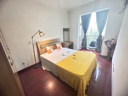 合租·宏景园 4居室 南卧