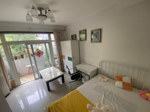 合租·宏景园 4居室 南卧