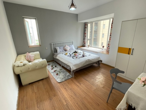 合租·蓝光锦绣城 5居室 南卧