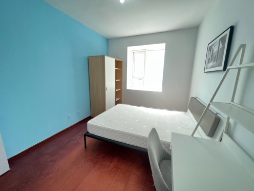 合租·兴元华盛二期 5居室 南卧