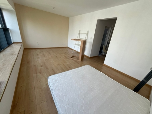 合租·中环丰锦 5居室 南卧