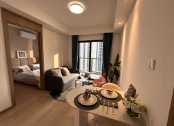 独栋·城方公寓 耀华璟耀社区 民用水电  两室  阳光通透  近后滩/徐汇西岸/华师二 2室1厅_璟耀国际社区租房