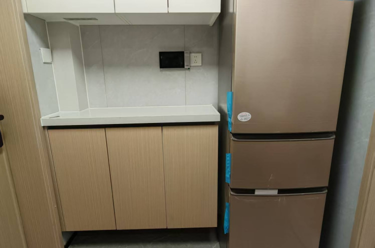 可办居住证，民用水电煤，可提前申请退租