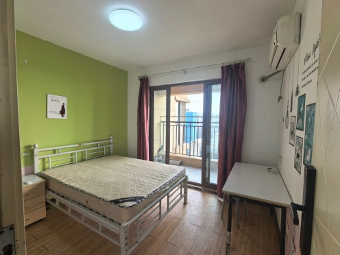 合租·招商雍华府 4居室 南卧