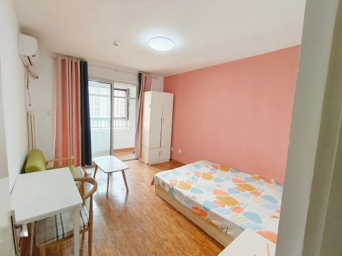 合租·华夏福地 4居室 南卧