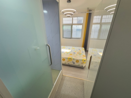 合租·十亩园街 5居室 南卧