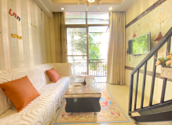 独栋·扬舲公寓 胜利商厦店 这是复式 只有复式房  押一付一 管家服务 1室1厅_胜利商厦租房