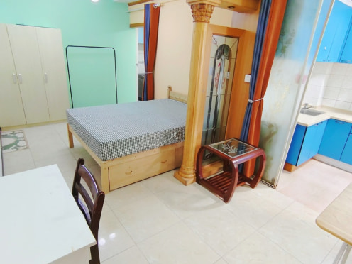 合租·丽景苑 5居室 东南/南卧