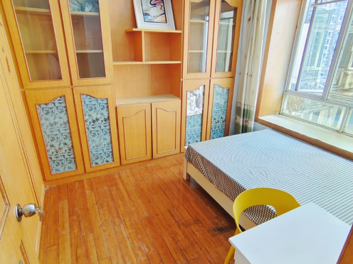 合租·丽景苑 5居室 南卧