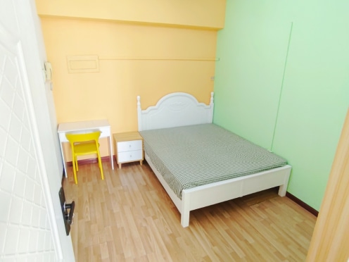 合租·宝丰时代 5居室 东南/南卧