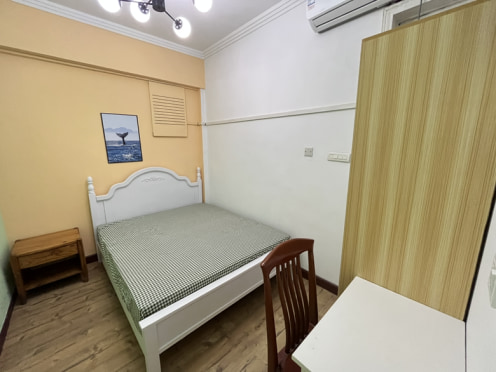 合租·大唐新都 5居室 东南卧