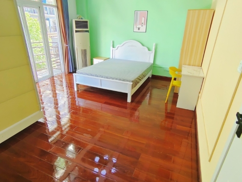 合租·香港路穗丰花园 5居室 南卧