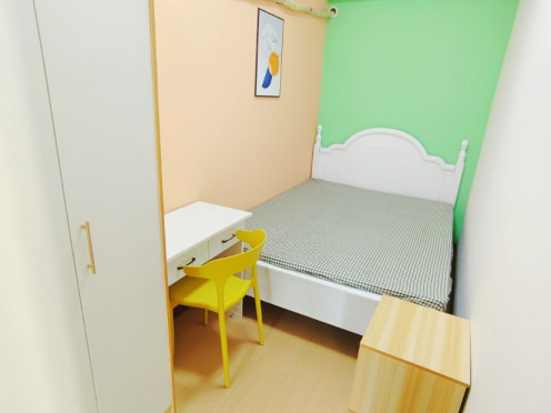 合租·新华豪庭 5居室 南卧