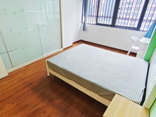 合租·阳春阁社区 5居室 南卧